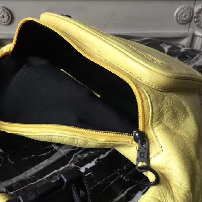 BALENCIAG巴黎世家 爆款 專櫃同步更新 可做胸包 腰包  BL1230